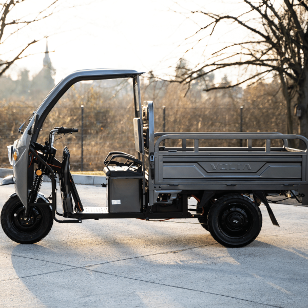 VOLTA VT5+ PRO ELEKTRO-LASTENDREIRAD MIT HAUBE 25-45 KMH